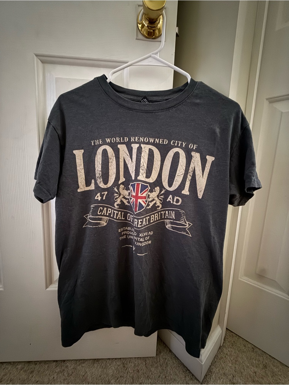 London Graphic Crewneck T-Shirt - Charcoal